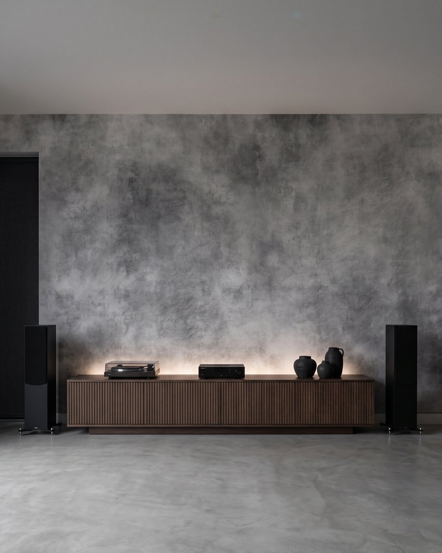 Pale Quiet — interior 3