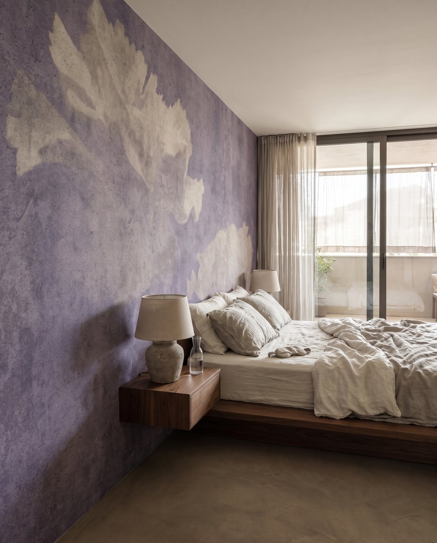 Faded Florals — interior 5