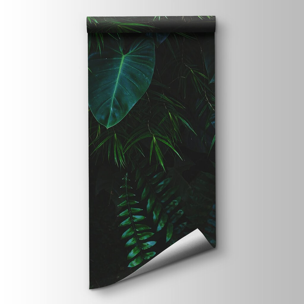 Leaves in deep green — product view