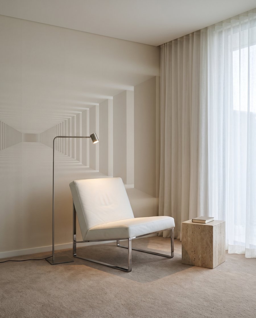 Endless Colonnade — interior 3