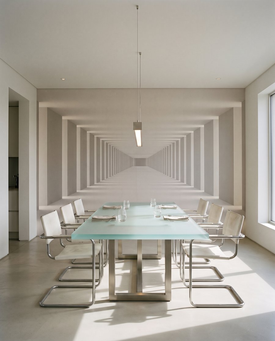 Endless Colonnade — interior 5