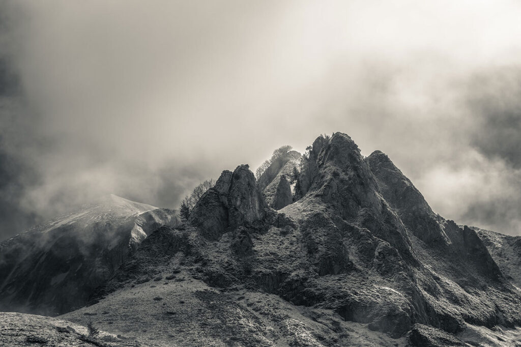 Cloudbound Peaks — full design